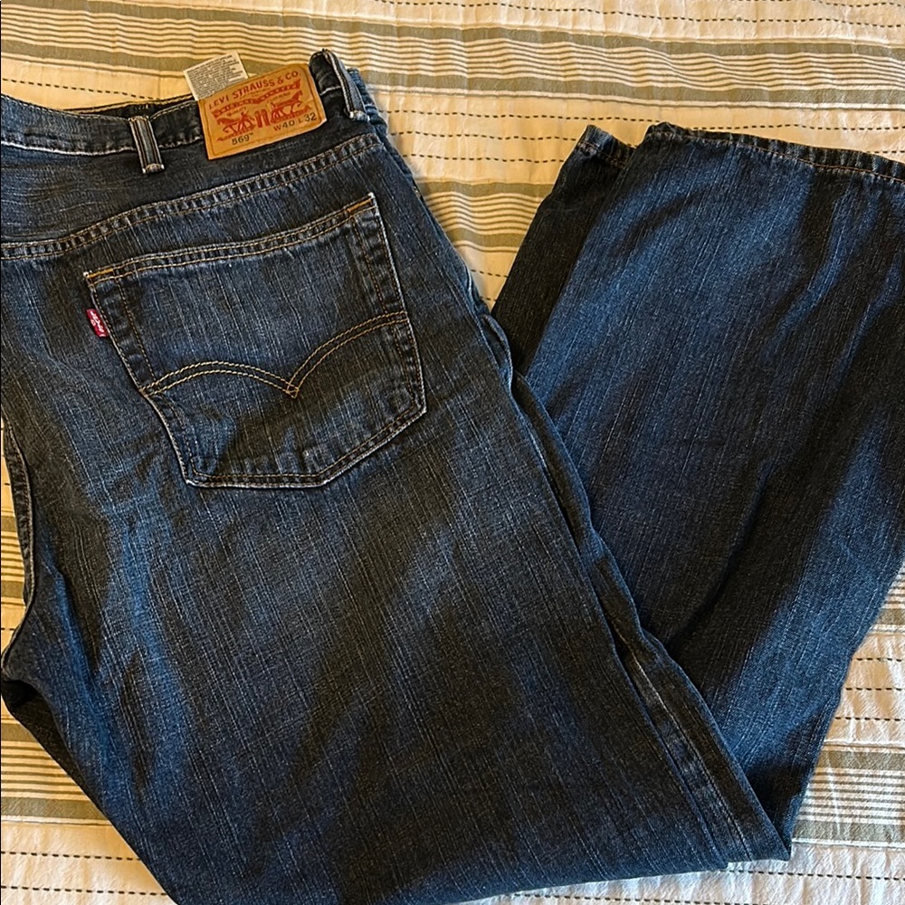 Levi's Men's Dark Wash Blue Jeans